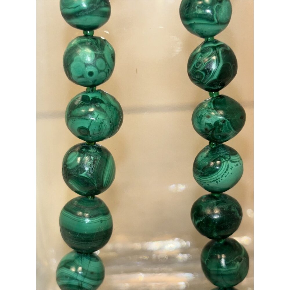Malachite Beaded Necklace - Picture 5 of 16